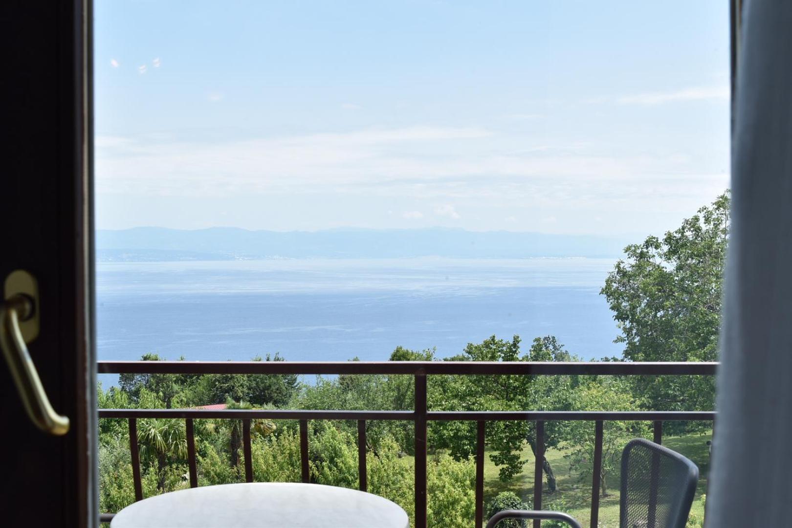 Apartman Persic Mošćenička Draga Exteriör bild