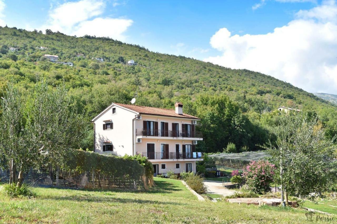 Apartman Persic Mošćenička Draga Exteriör bild