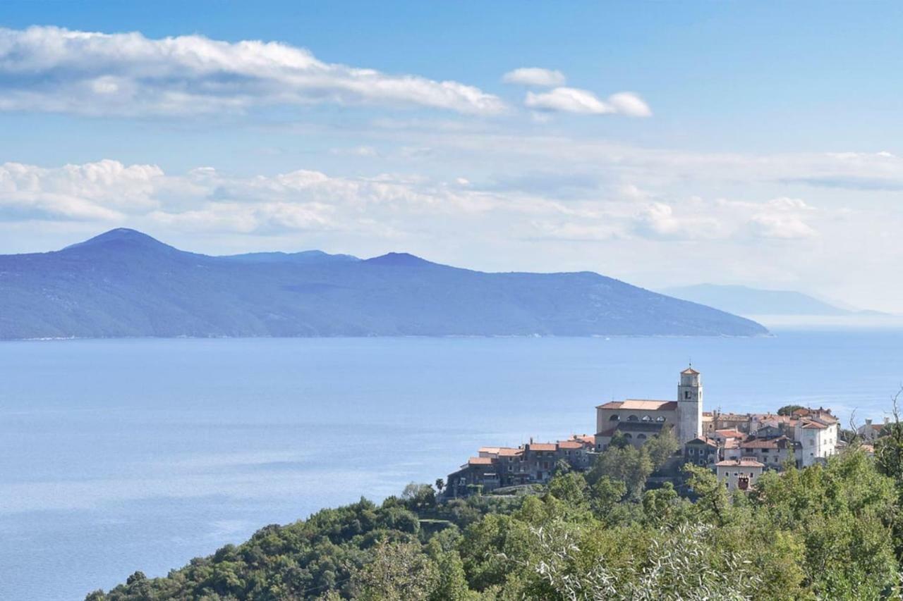 Apartman Persic Mošćenička Draga Exteriör bild